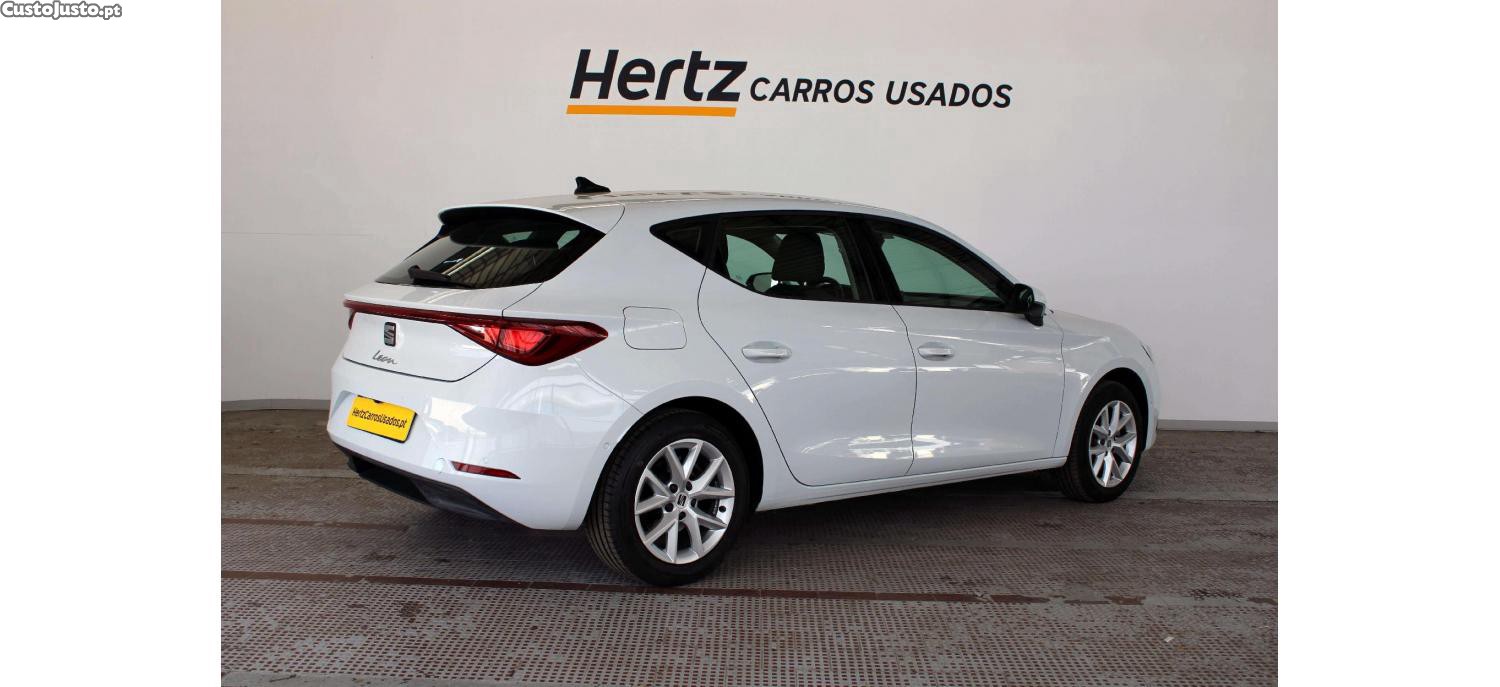 SEAT Leon 1.0 TSI Style 110cv — fotografia 16