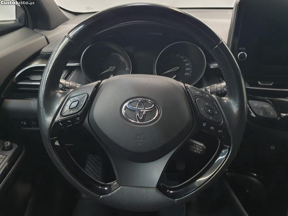 Toyota C-HR 1.8 Hybrid Exclusive — fotografia 10