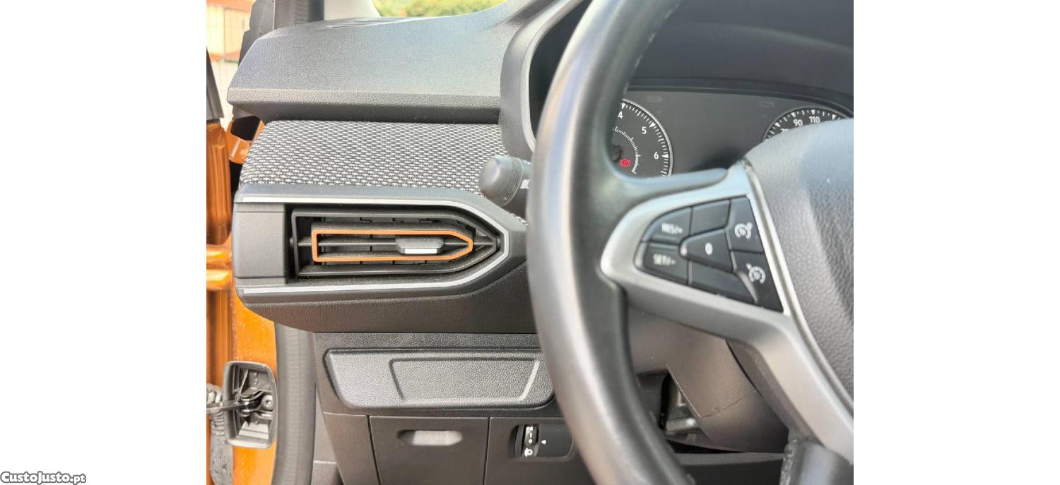 Dacia Sandero 1.0 Tce Expression — fotografia 5