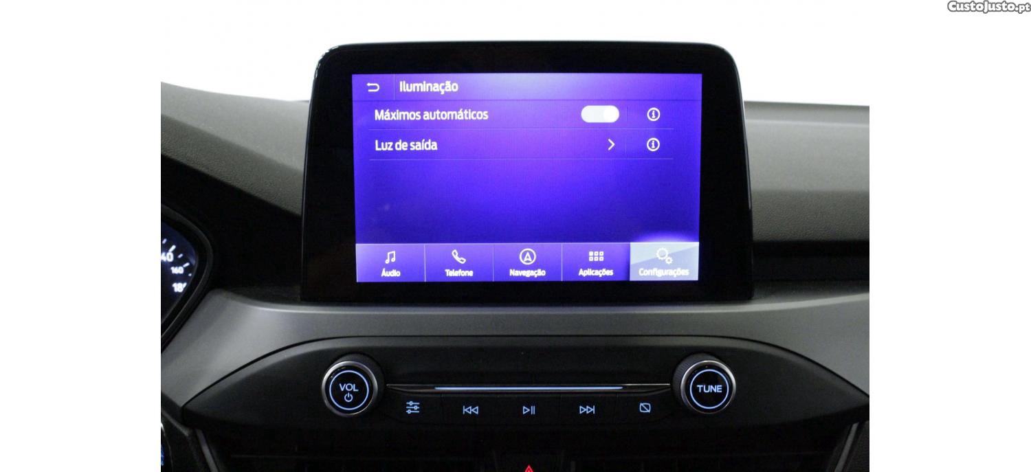 Ford Focus 1.0 EcoBoost 125cv MHEV ST-Line — fotografia 3