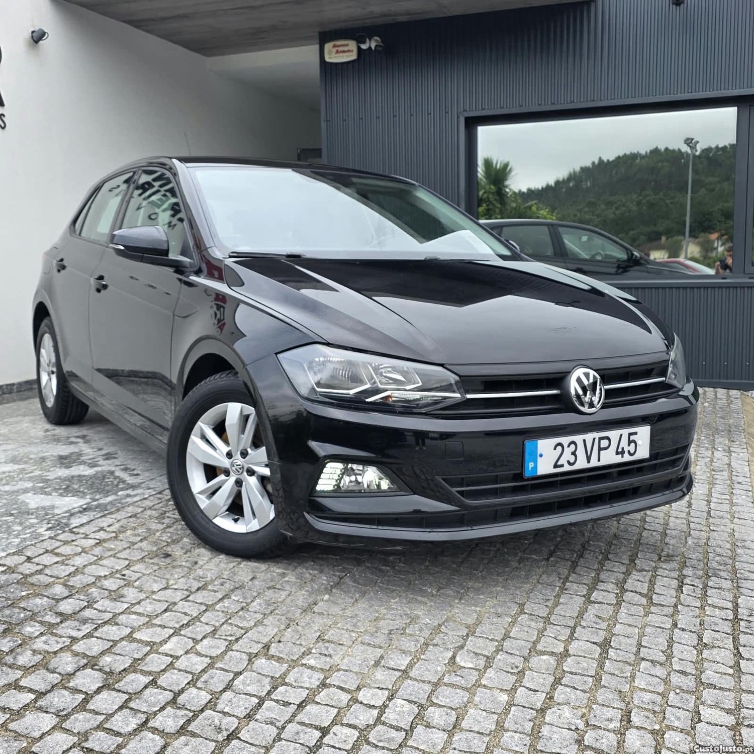 Volkswagen Polo 1.6 TDI Confortline — fotografia 22