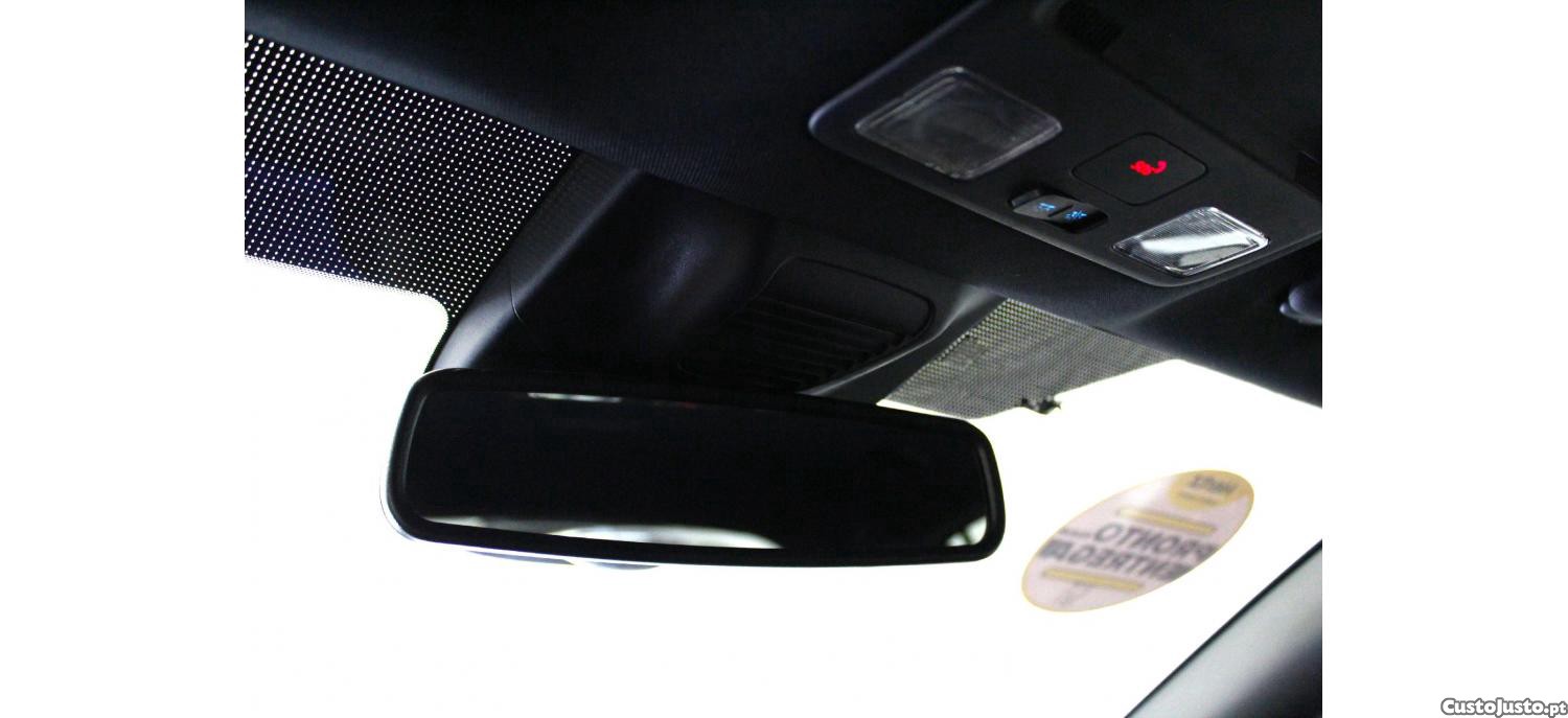 Ford Focus 1.0 EcoBoost 125cv MHEV ST-Line — fotografia 12