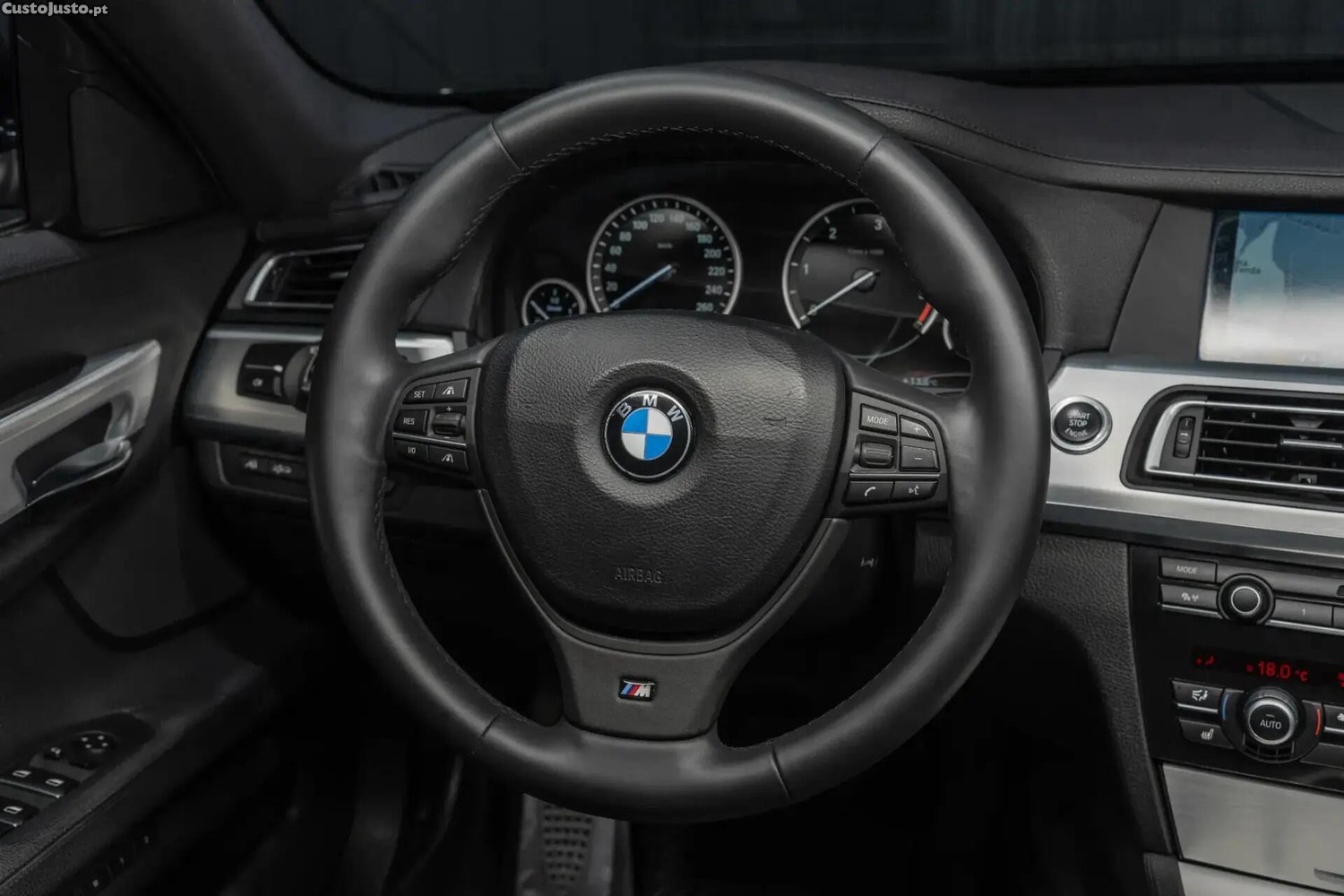 BMW 740 d Pack M — fotografia 16