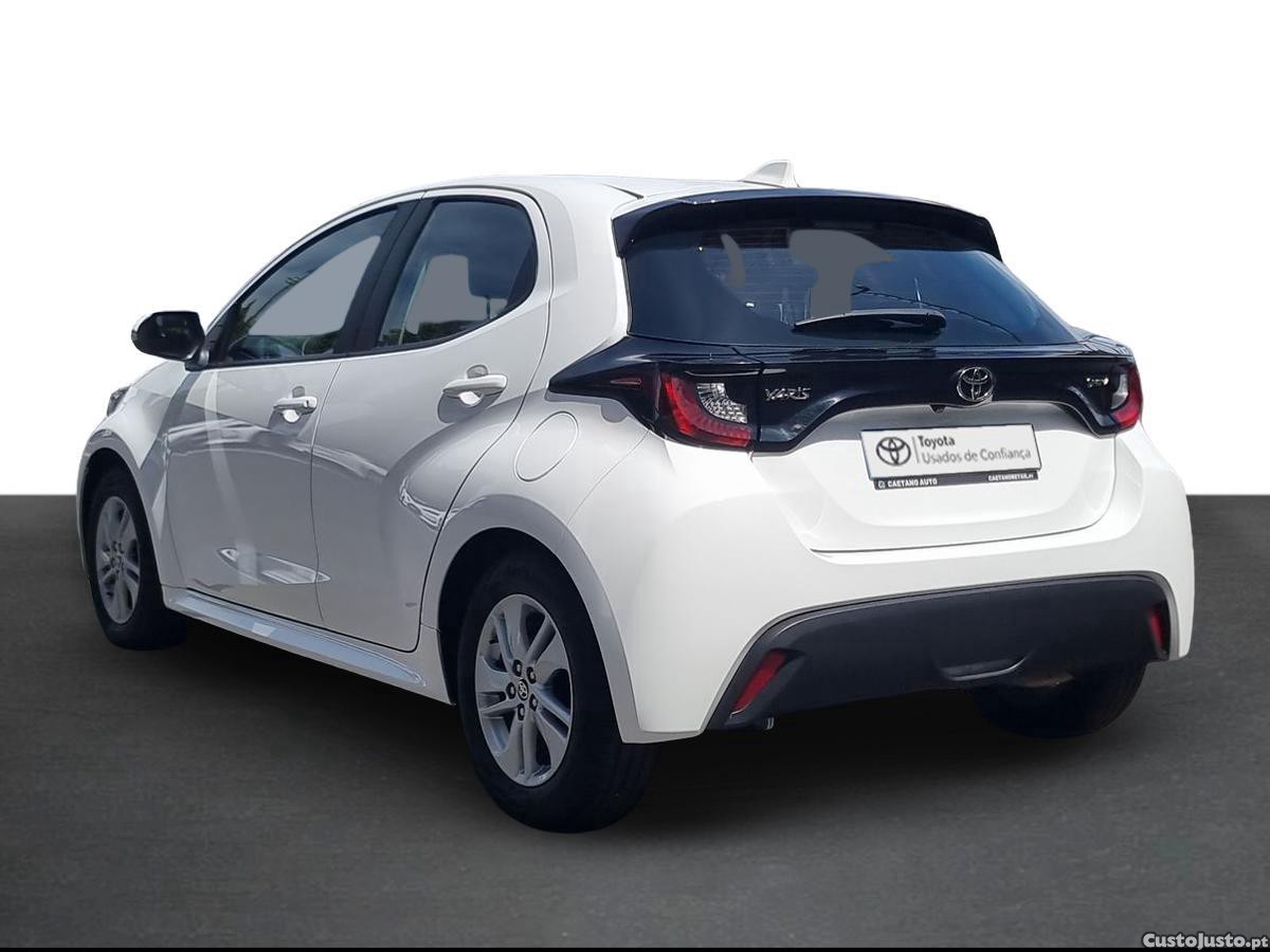 Toyota Yaris 1.5 HDF Comfort Plus — fotografia 14
