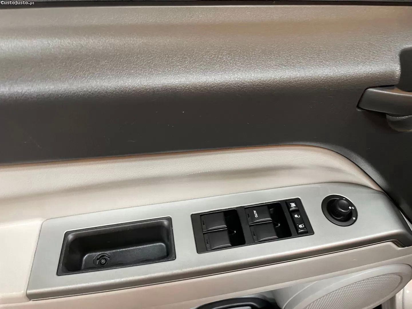 Jeep Compass 2.0 crd sport — fotografia 6