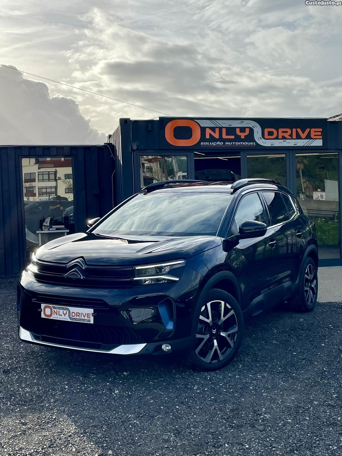 Citroën C5 Aircross Hybrid Plus - 23 — photo 2
