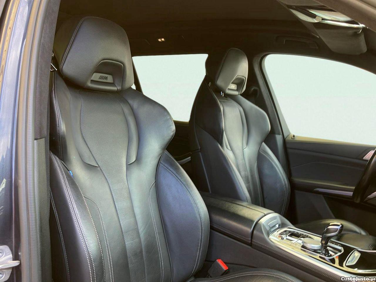 BMW X7 40 d xDrive Pack M — fotografia 8