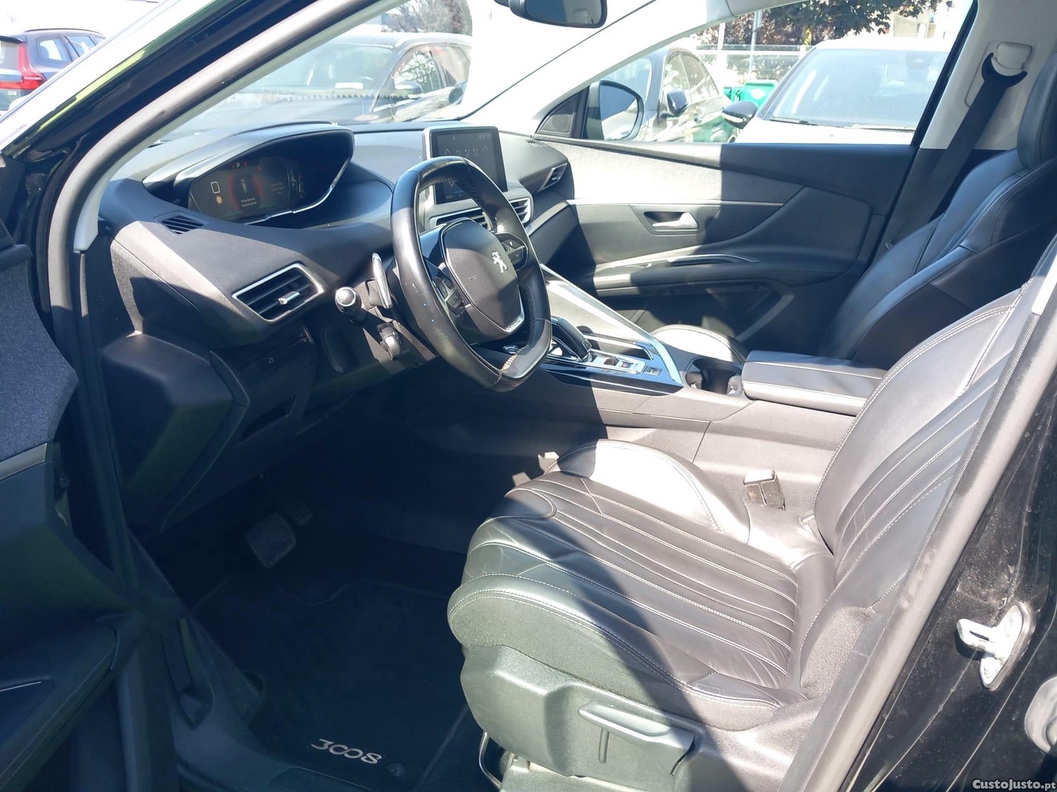 Peugeot 3008 1.6 BlueHDi Allure EAT6 — fotografia 19