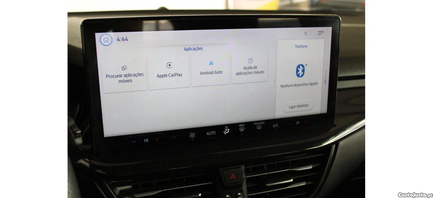 Ford Focus 1.0 EcoBoost MHEV ST-Line — fotografia 9
