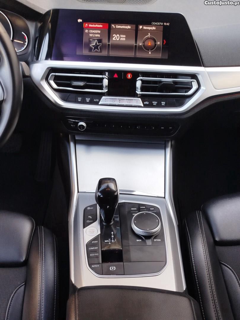 BMW 320 d Line Sport Auto — fotografia 21