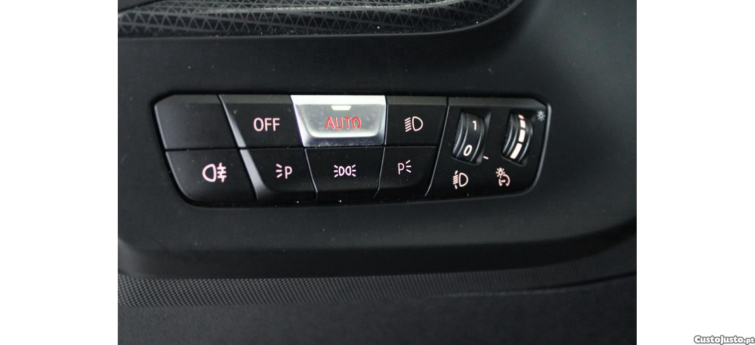 BMW 116 Line Sport 1.5 cv Aut — fotografia 7