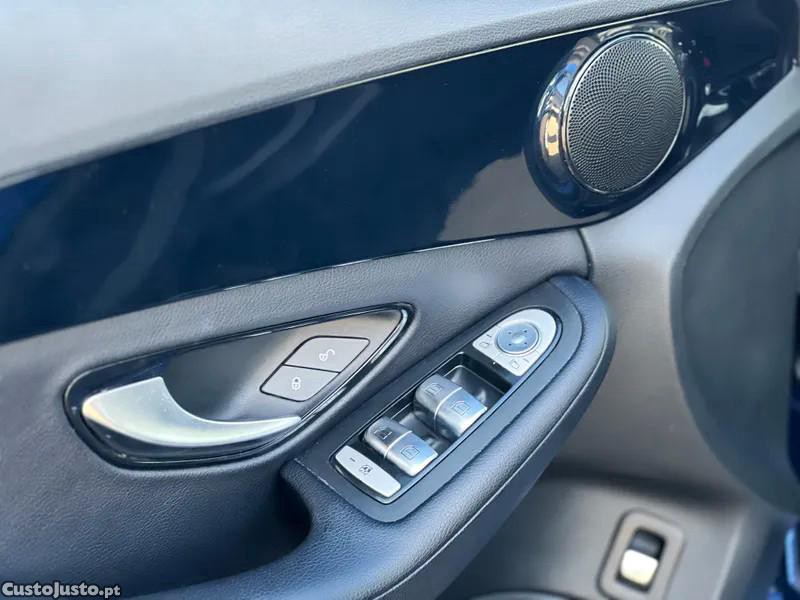 Mercedes-Benz C 180 d Avantgarde — fotografia 7