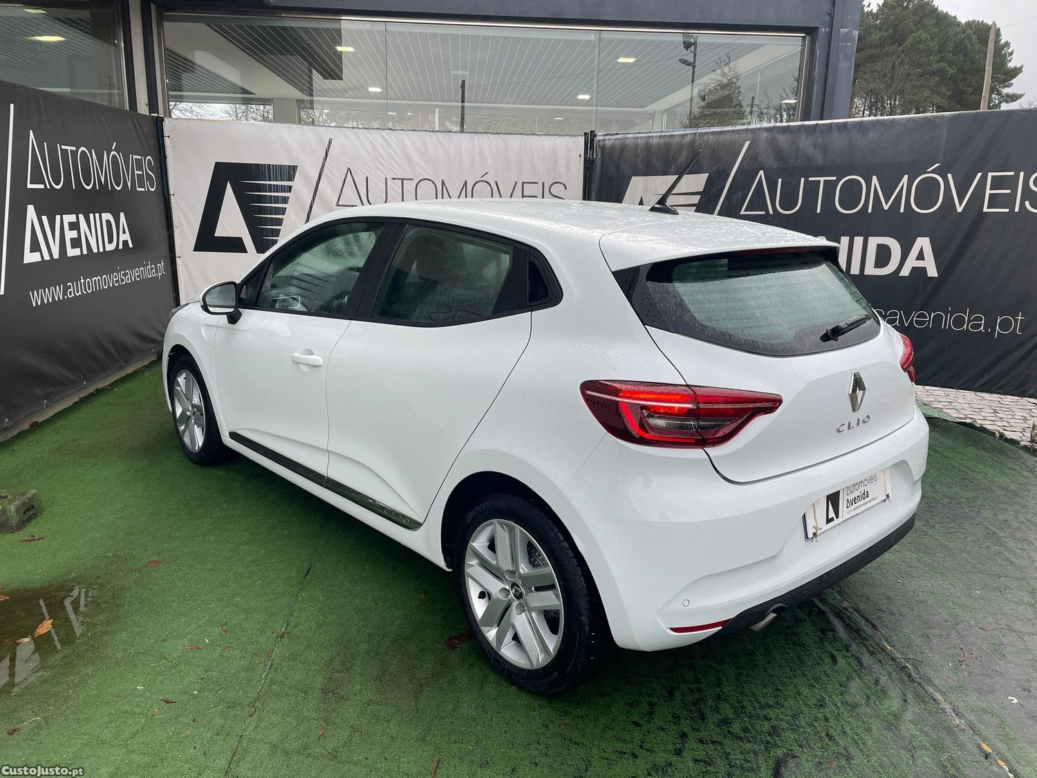 Renault Clio 1.0 SCe Zen — fotografia 13