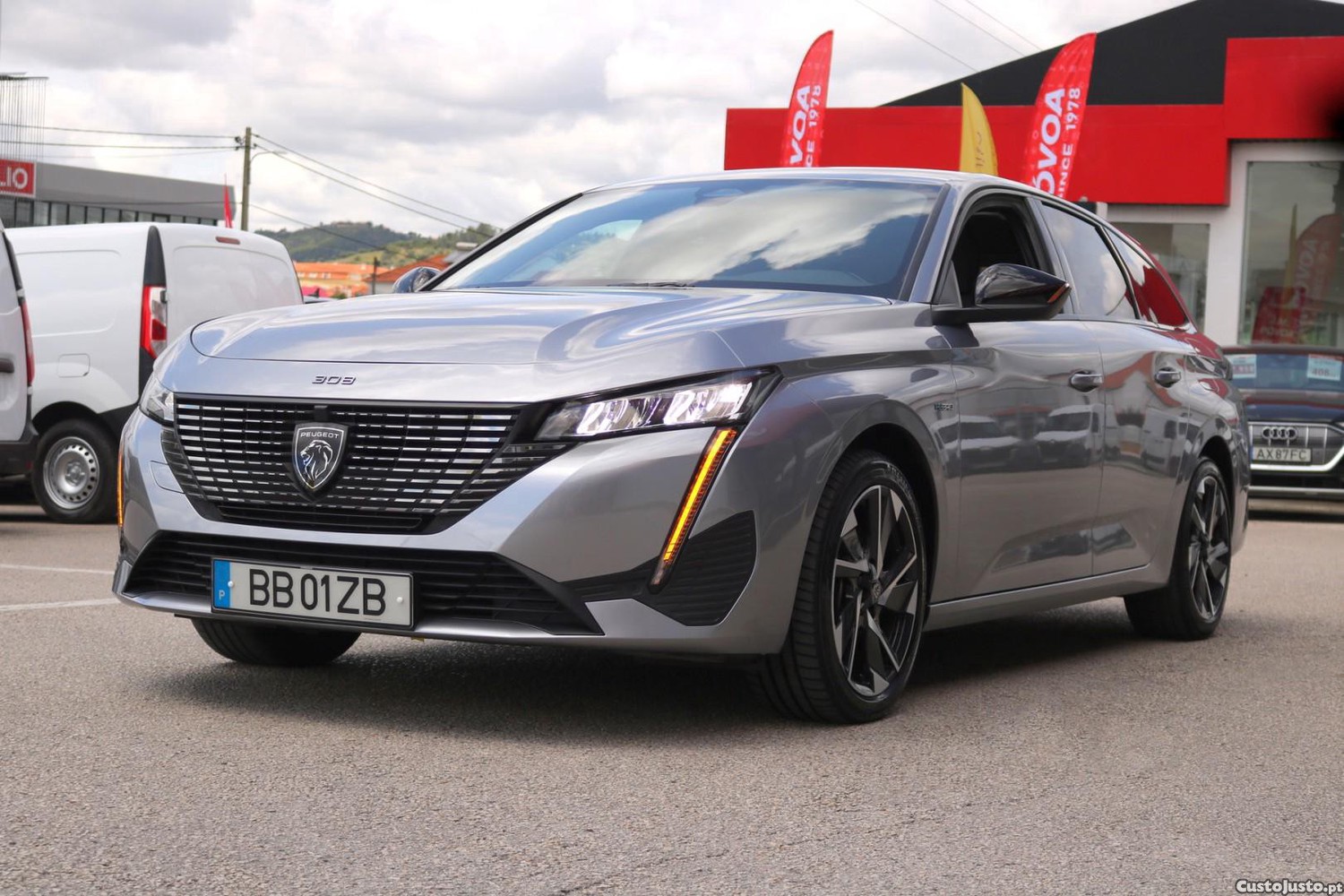 Peugeot 308 SW 1.6 Hybrid Allure Pack e-EAT8 180cv — fotografia 50
