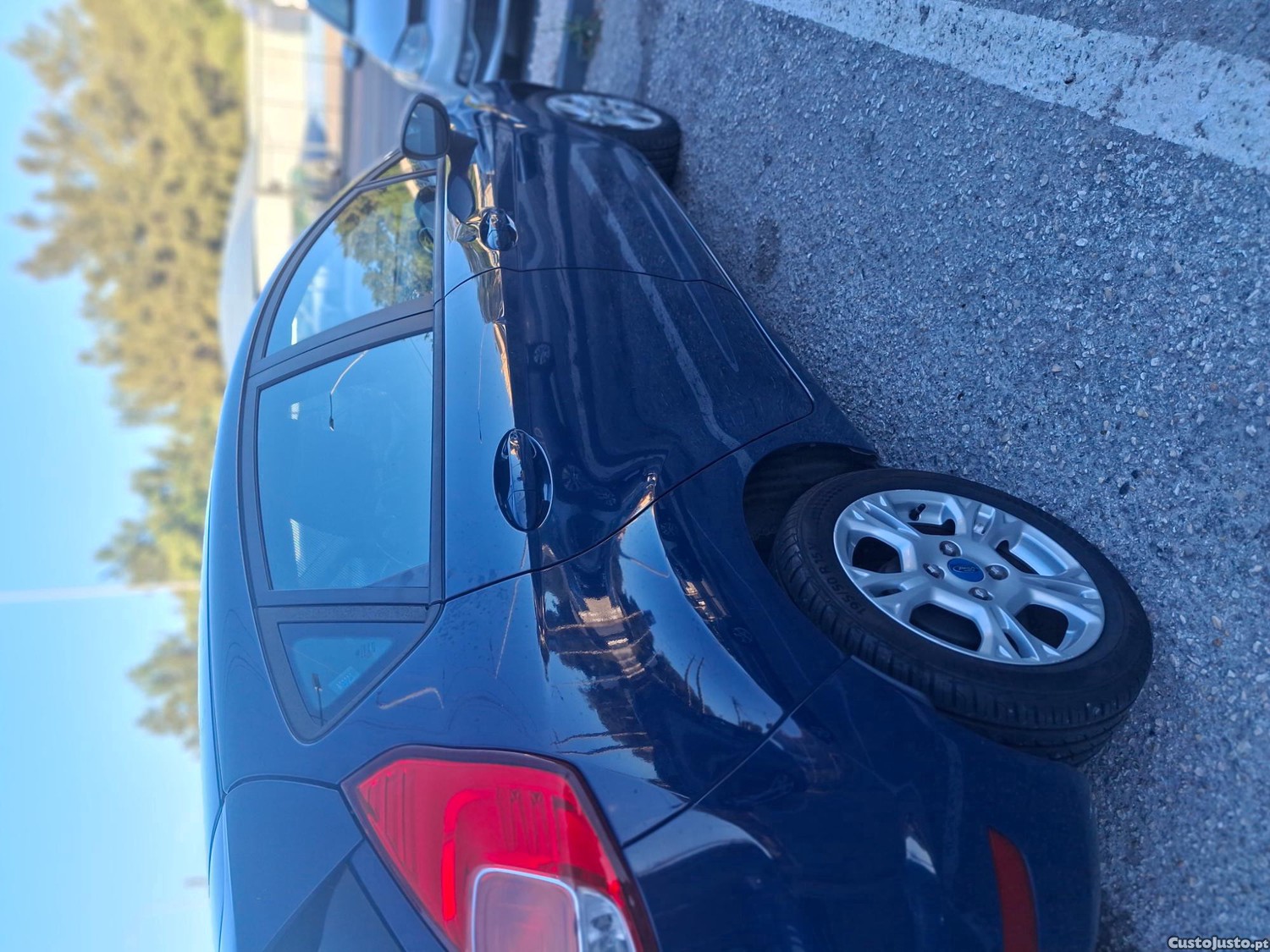 Ford Fiesta 1.5TDCI TREND — fotografia 2