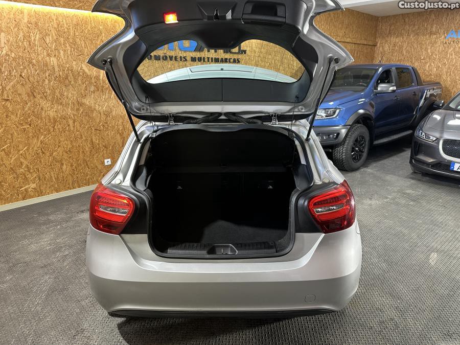Mercedes-Benz A 160 d — fotografia 3