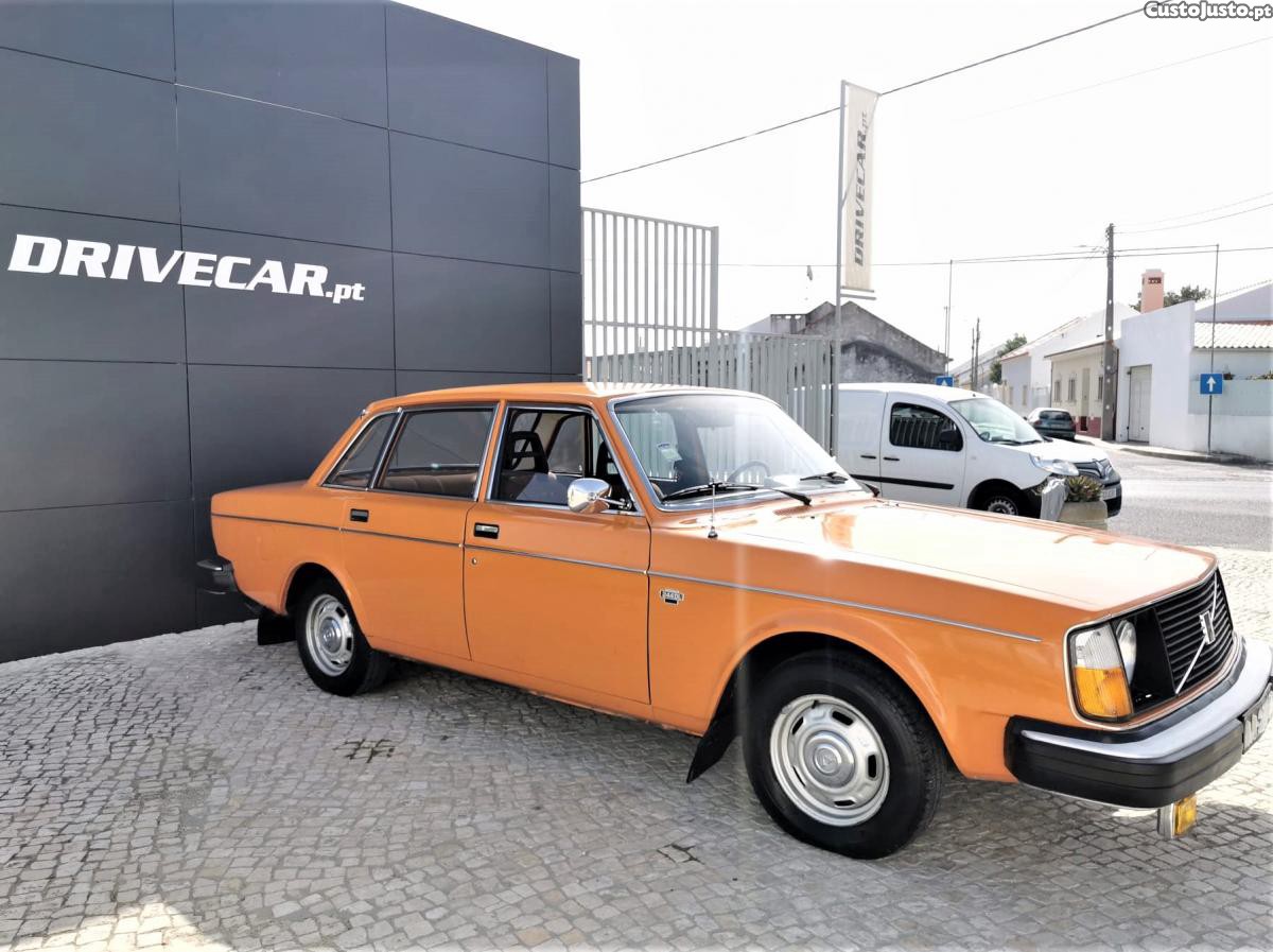Volvo 240 DL — fotografia 4