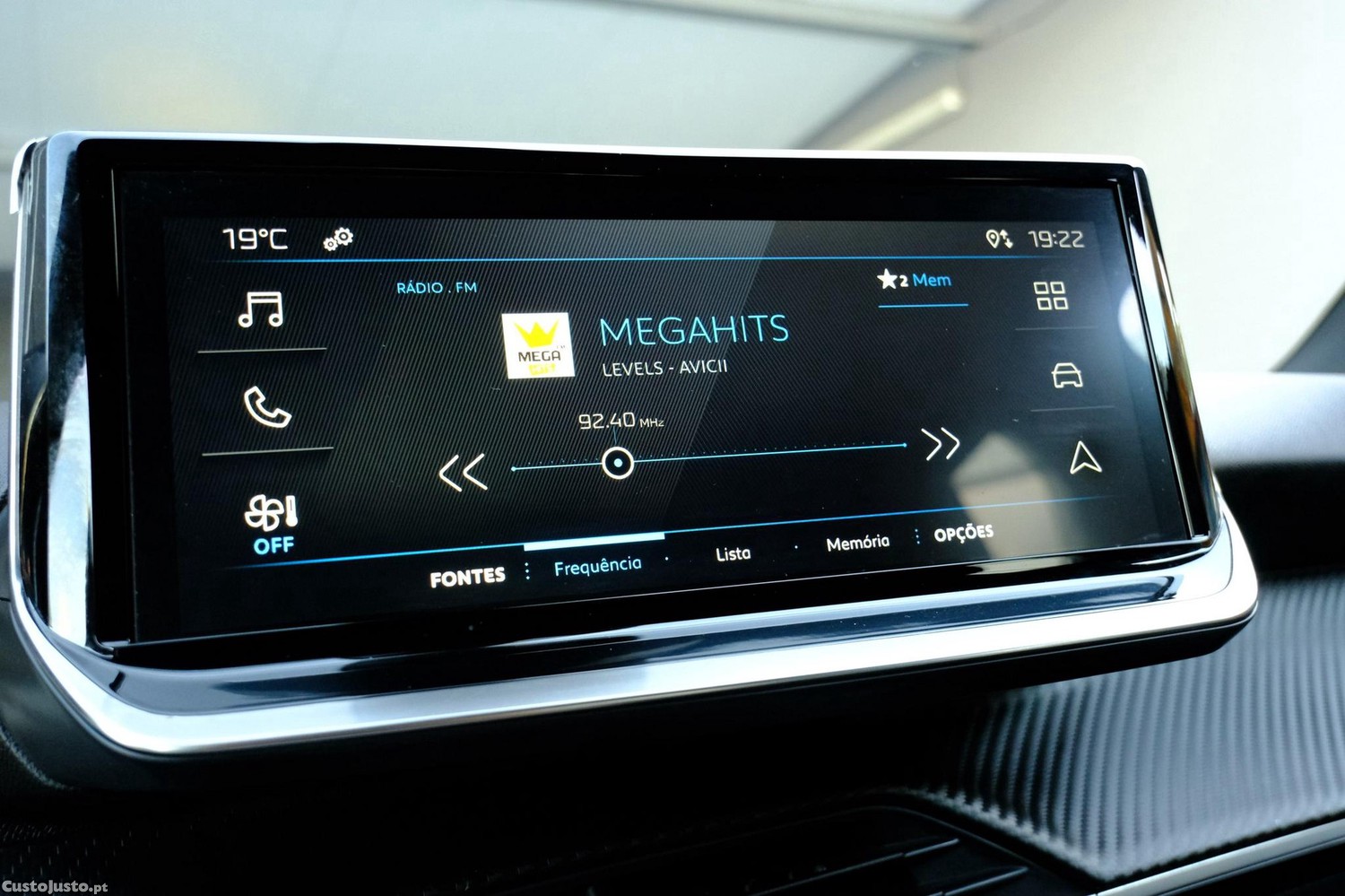 Peugeot 2008 1.5 BlueHdi Style 130cv — fotografia 8