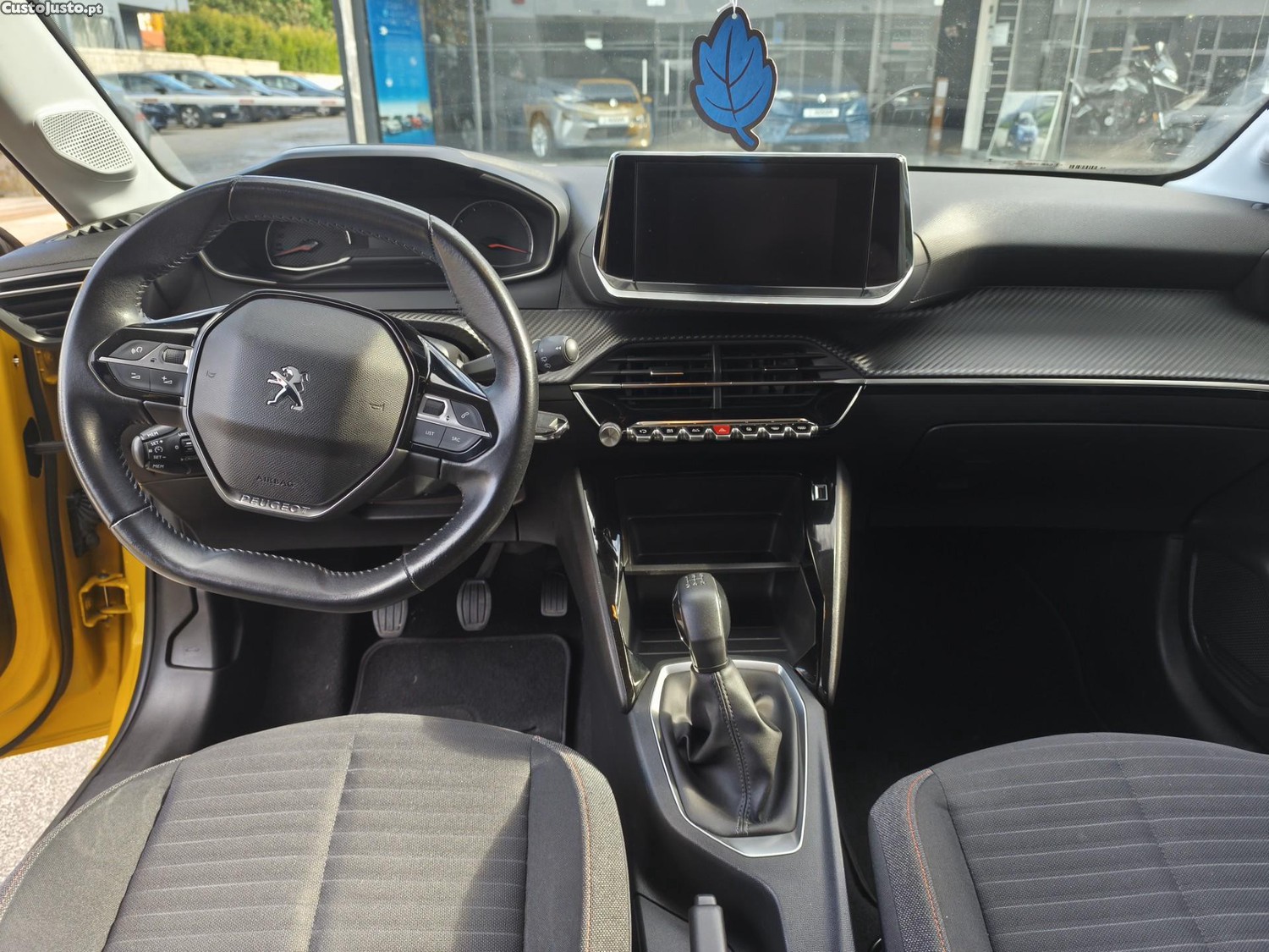 Peugeot 208 1.2 Active Pack — fotografia 2