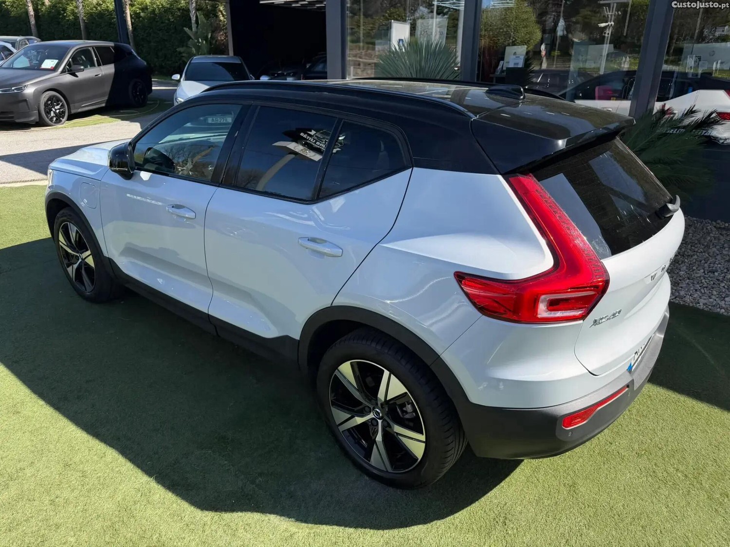 Volvo XC 40 1.5 T4 PHEV R-Design — fotografia 14