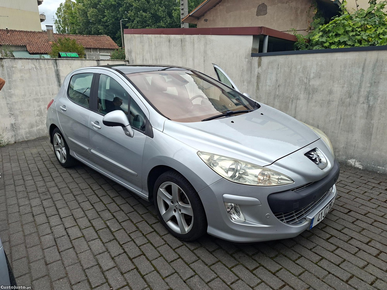 Peugeot 308 1600HDI SPORT CMP6 AUTOMÁTICO — fotografia 13