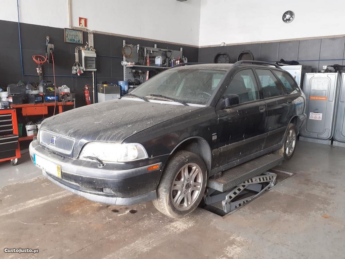 Volvo V40 2.0T para peças — fotografia 4