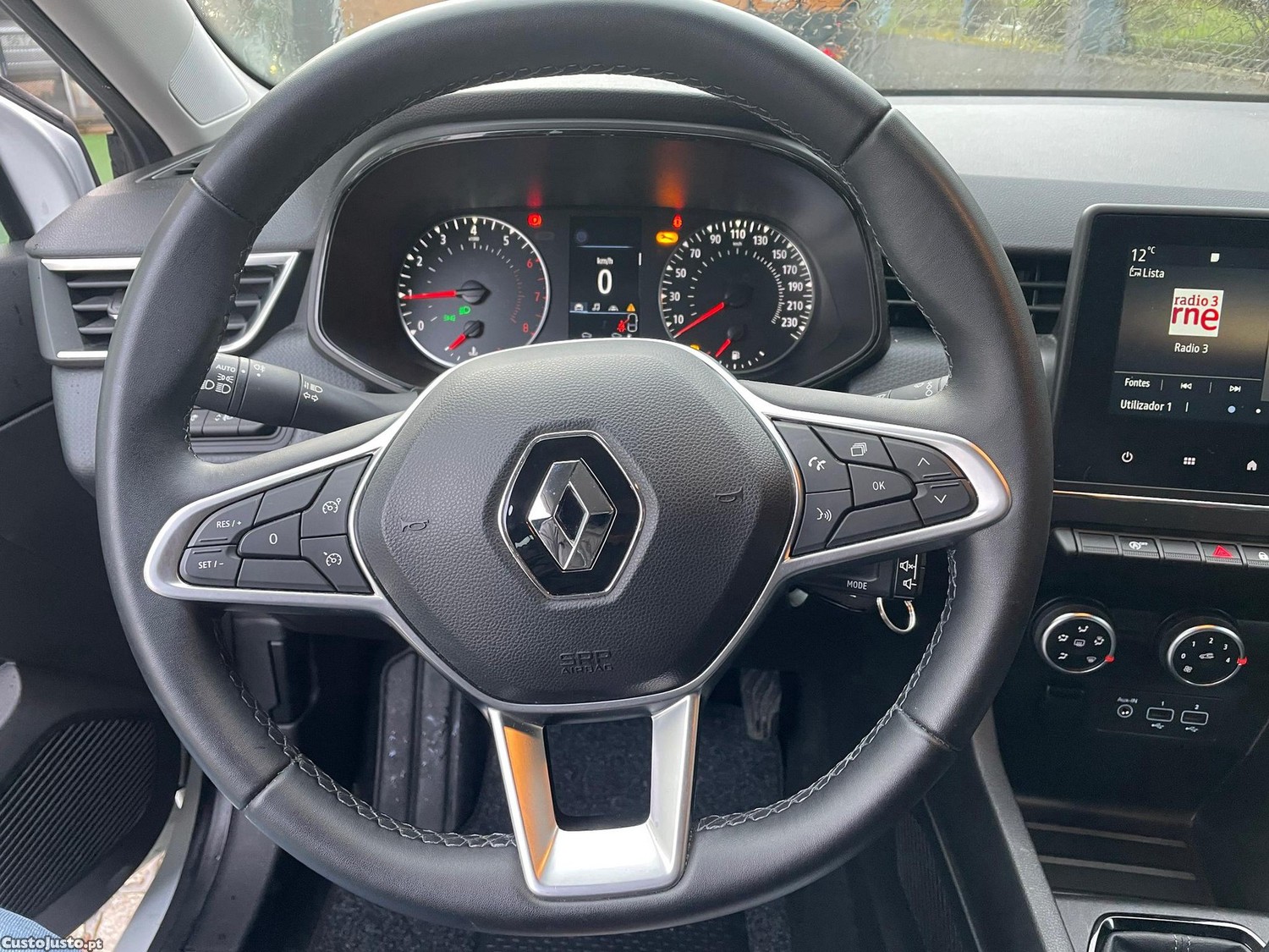 Renault Clio 1.0 SCe Zen — fotografia 6