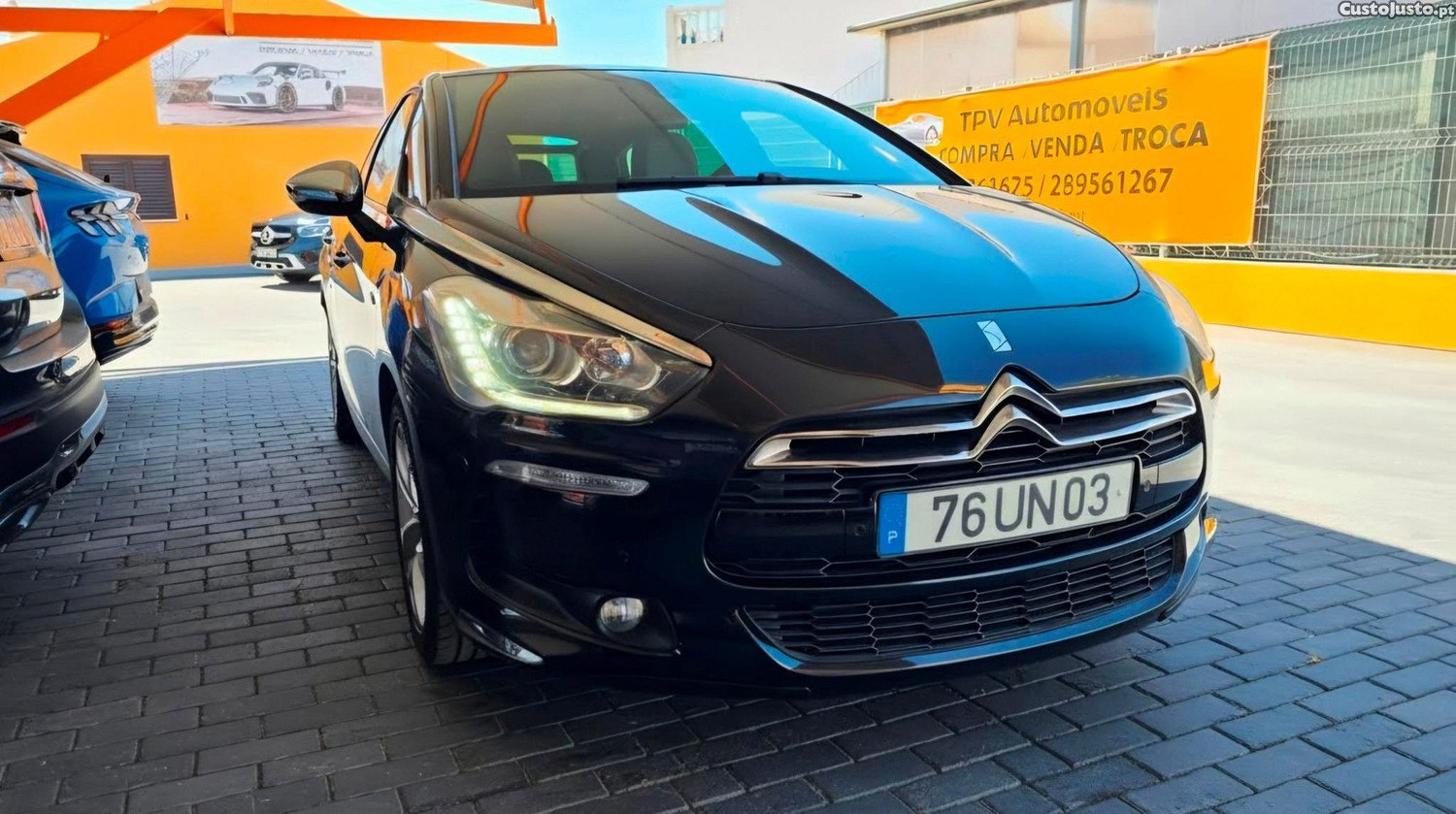 Citroën DS5 2.0 HDi Hybrid4 Sport Chic CMP6 — fotografia 10