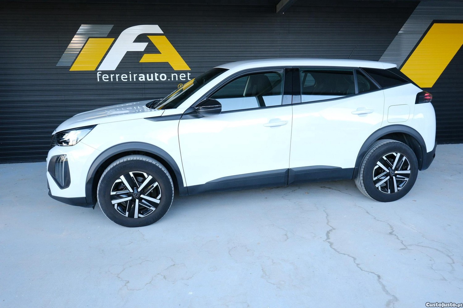 Peugeot 2008 1.5 BlueHdi Style 130cv — fotografia 22