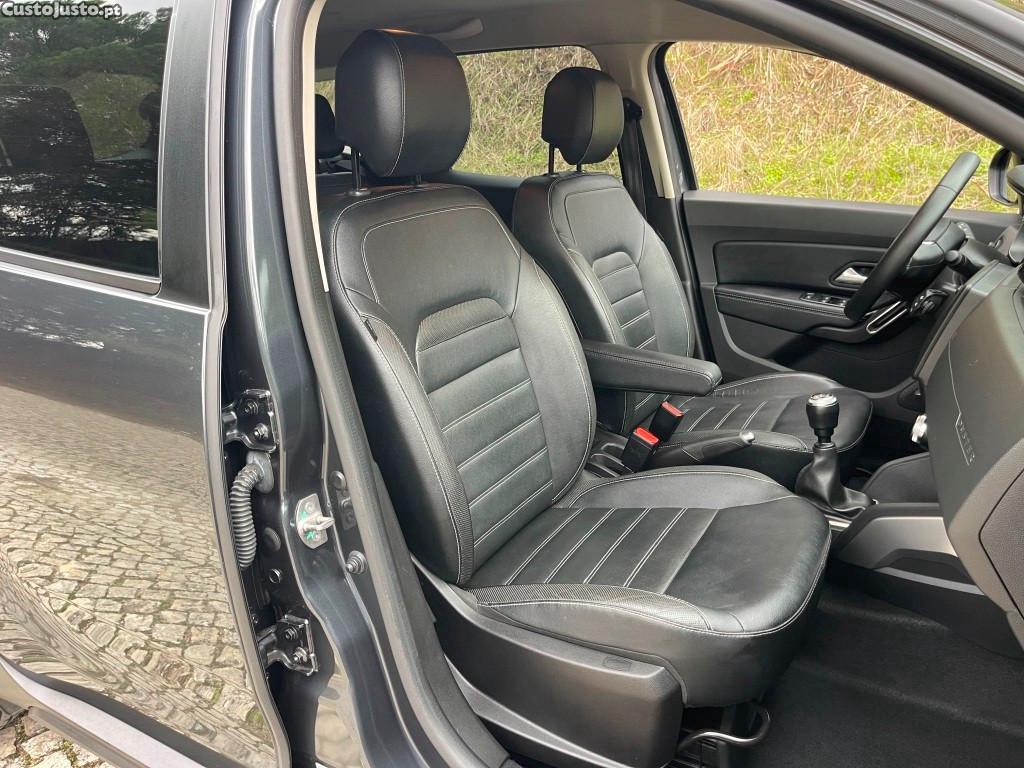 Dacia Duster 1.5 dCI SL Adventure — fotografia 4