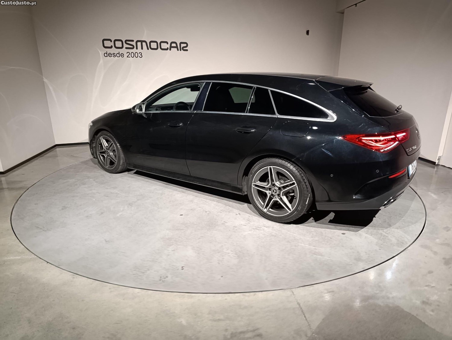 Mercedes-Benz CLA 180 d Shooting Break AMG Auto - 20 — photo 3