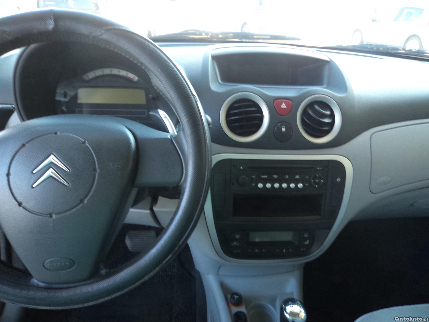 Citroën C3 1.4 HDi Automático — fotografia 3
