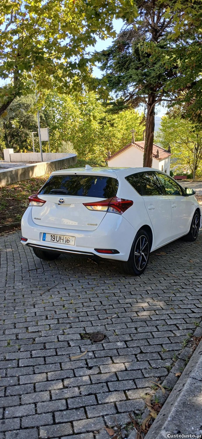 Toyota Auris gasolina hybrid — fotografia 5