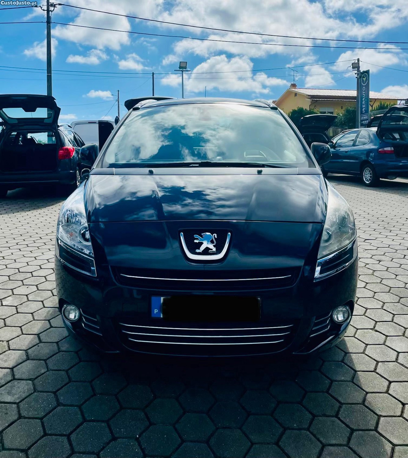 Peugeot 5008 1.6 e-HDi 7L Allure 2-Tronic — fotografia 12