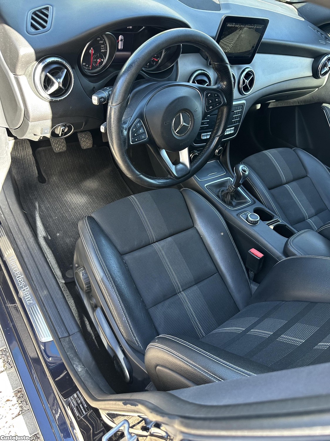 Mercedes-Benz CLA 180 Shooting Break — fotografia 5
