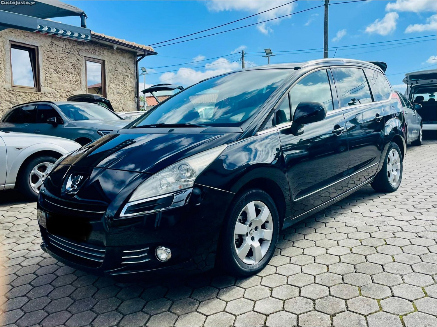 Peugeot 5008 1.6 e-HDi 7L Allure 2-Tronic — fotografia 14