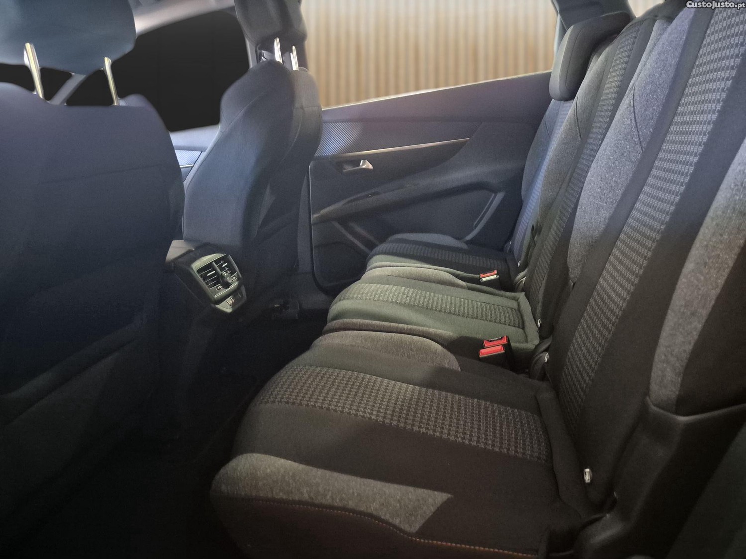 Peugeot 5008 1.5 HDI aut — fotografia 4