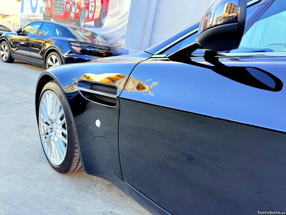 Aston Martin Vantage Sport Shift — fotografia 8