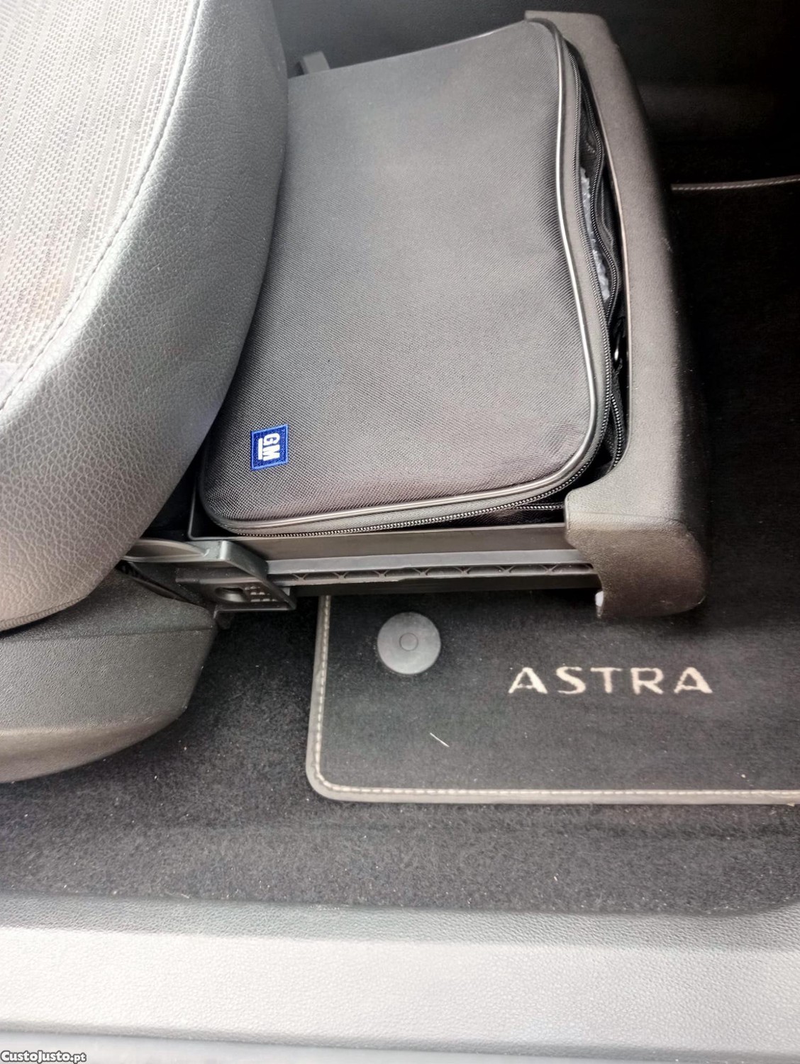 Opel Astra Sports Tourer — fotografia 3