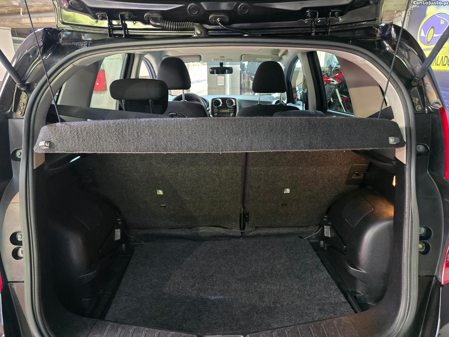 Nissan Note 1.2 Acenta — fotografia 13