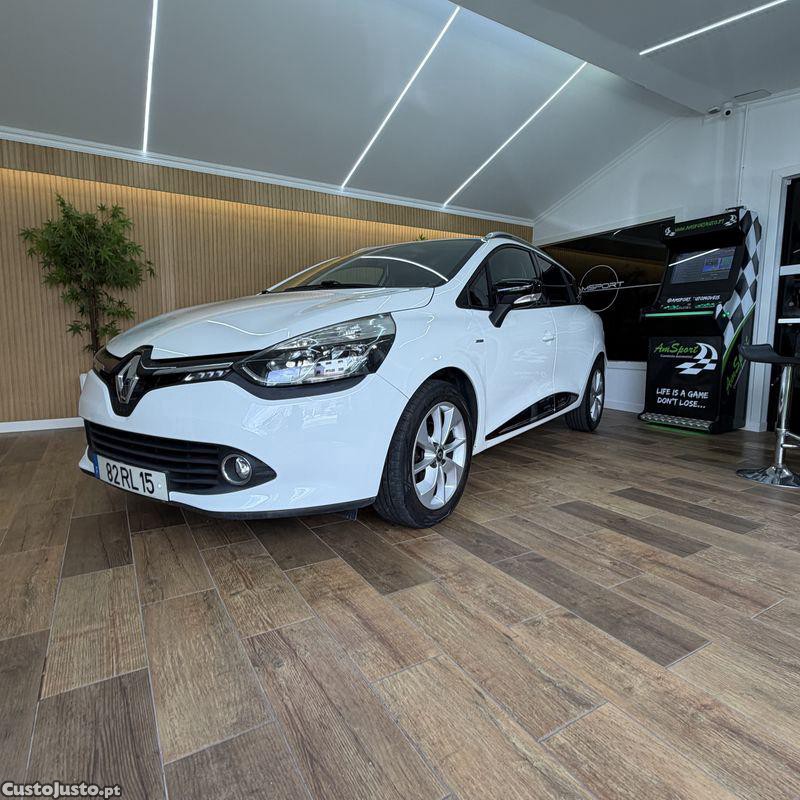 Renault Clio 0.9 TCe Limited — fotografia 24
