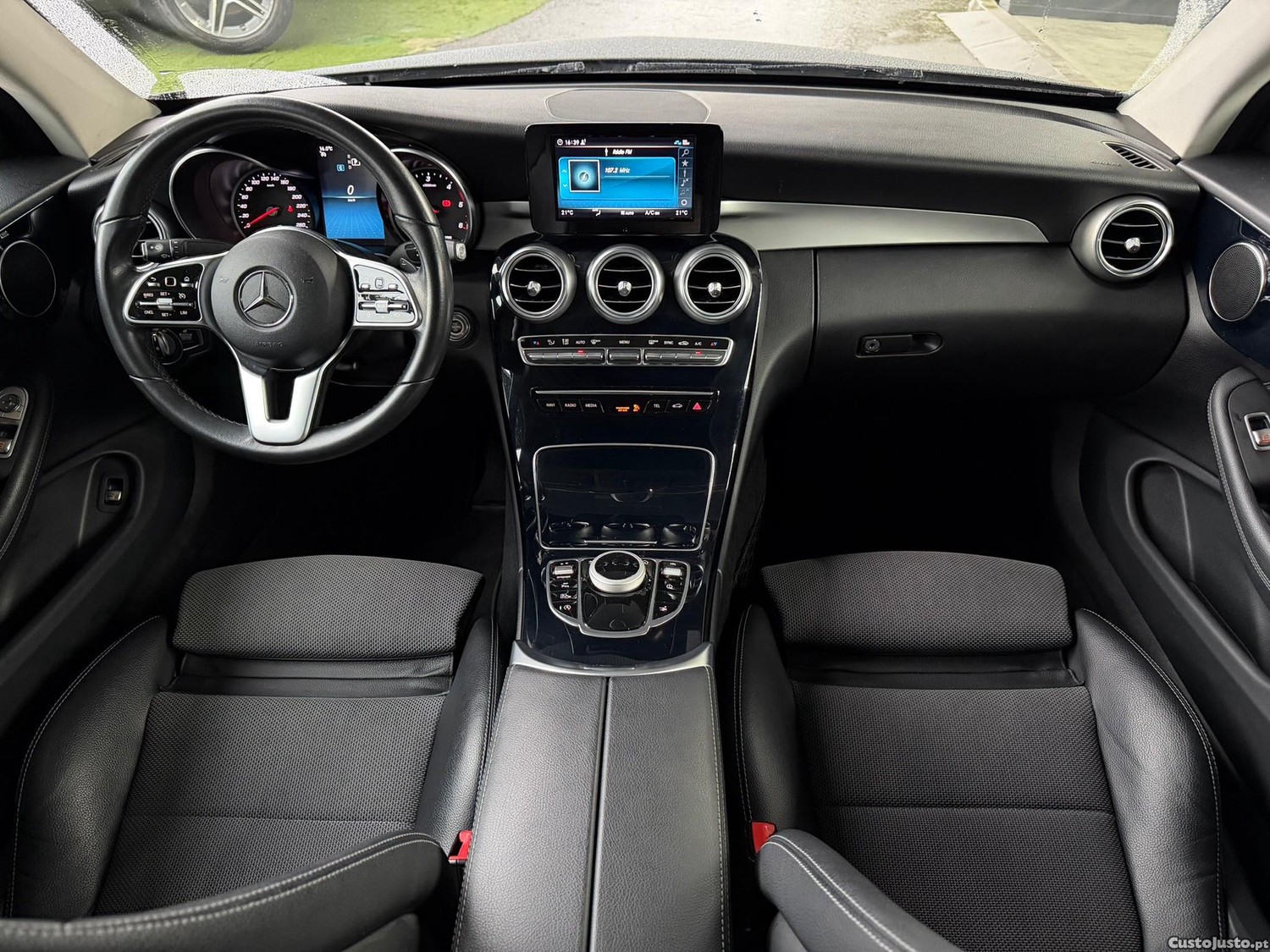Mercedes-Benz C 220 d — fotografia 8