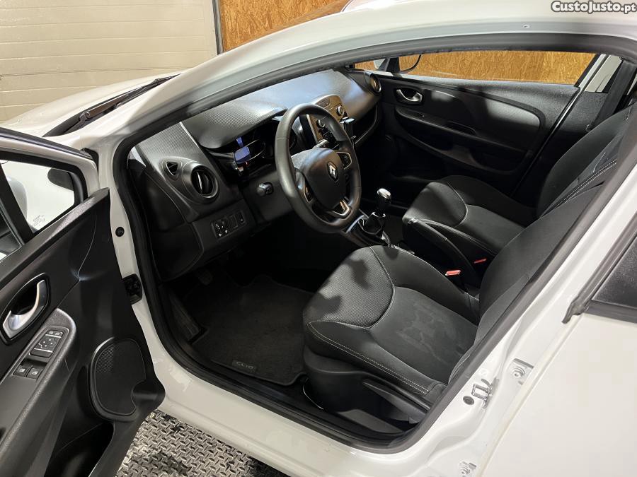 Renault Clio 1.5 dCi Business — fotografia 13