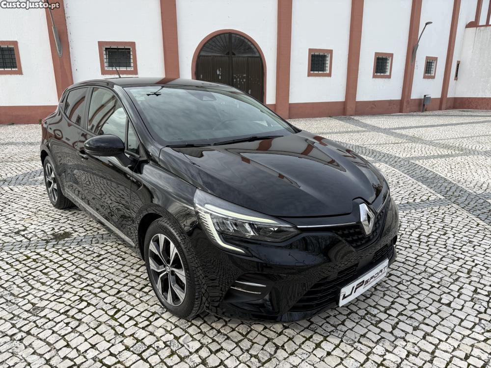 Renault Clio 1.5 Blue dCi Evoluti — fotografia 17