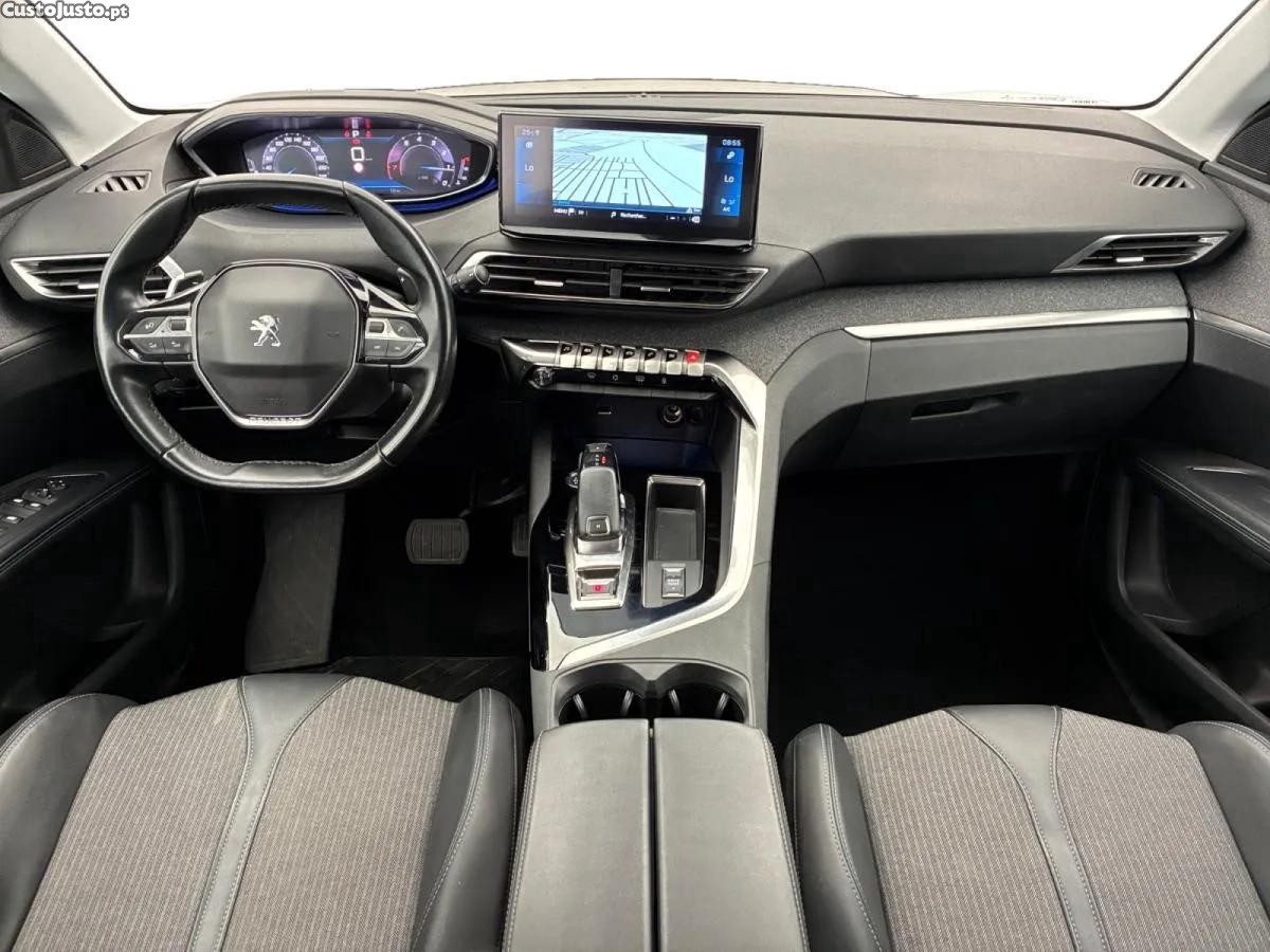 Peugeot 3008 PureTech 130 Stop & Start GPF EAT8 Allure Pack — fotografia 6
