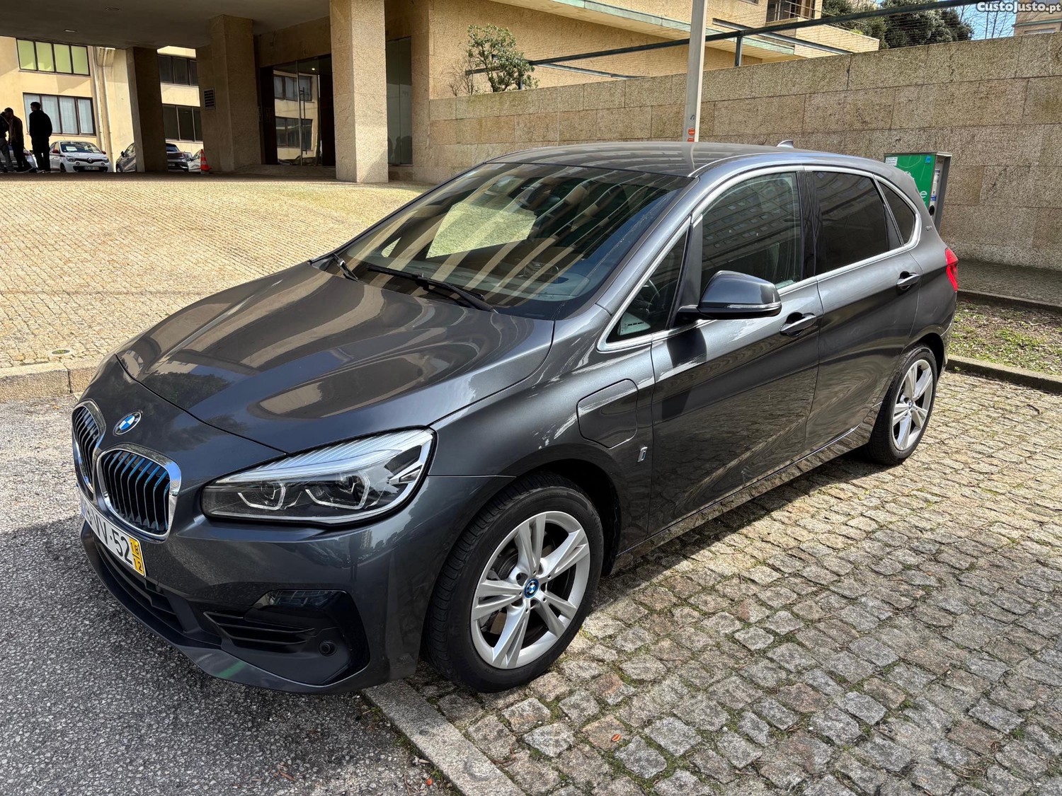 BMW 225 Xe — fotografia 6