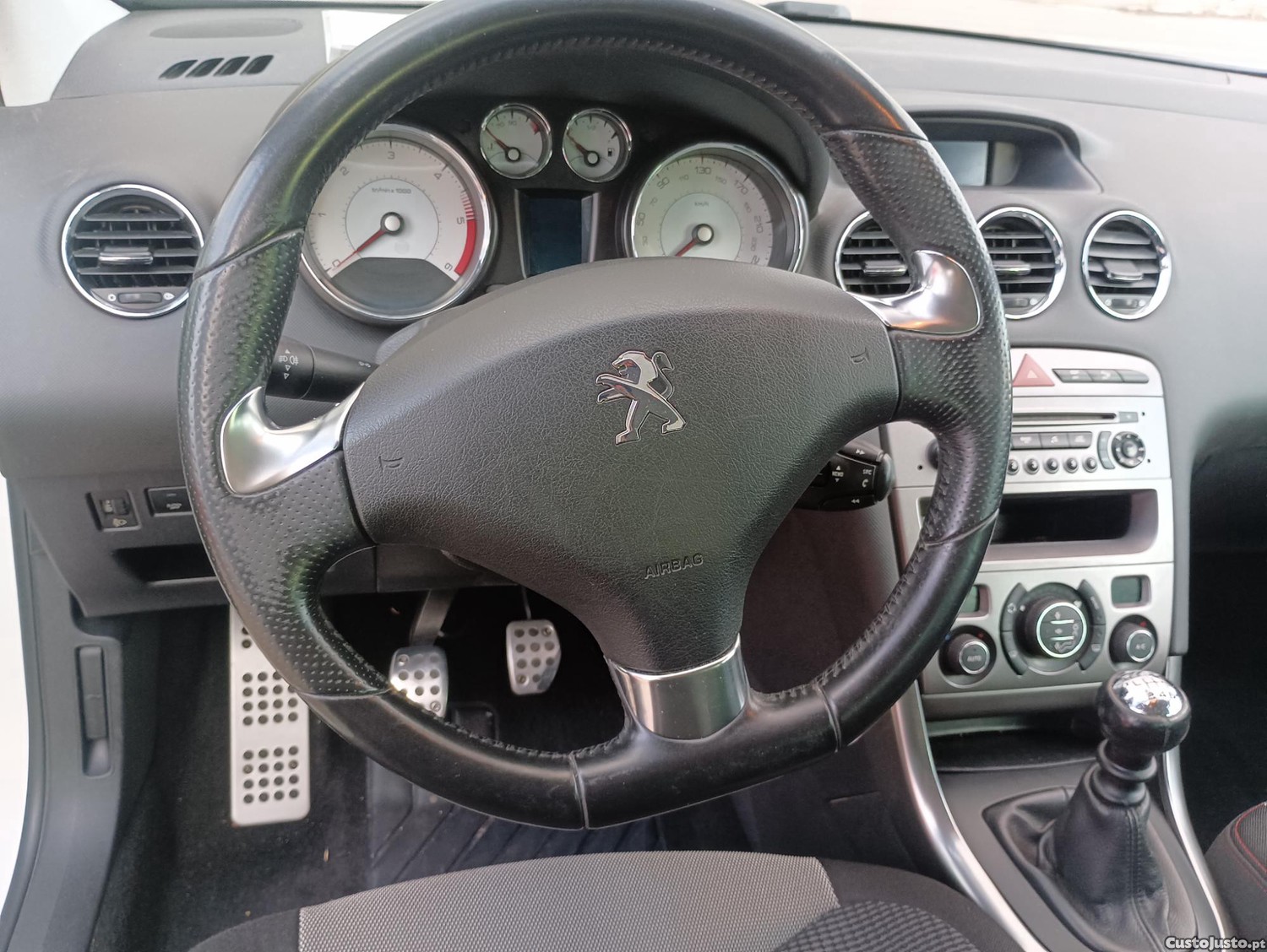 Peugeot 308 SW 1.6 HDi 112 CV NACIONAL — fotografia 5