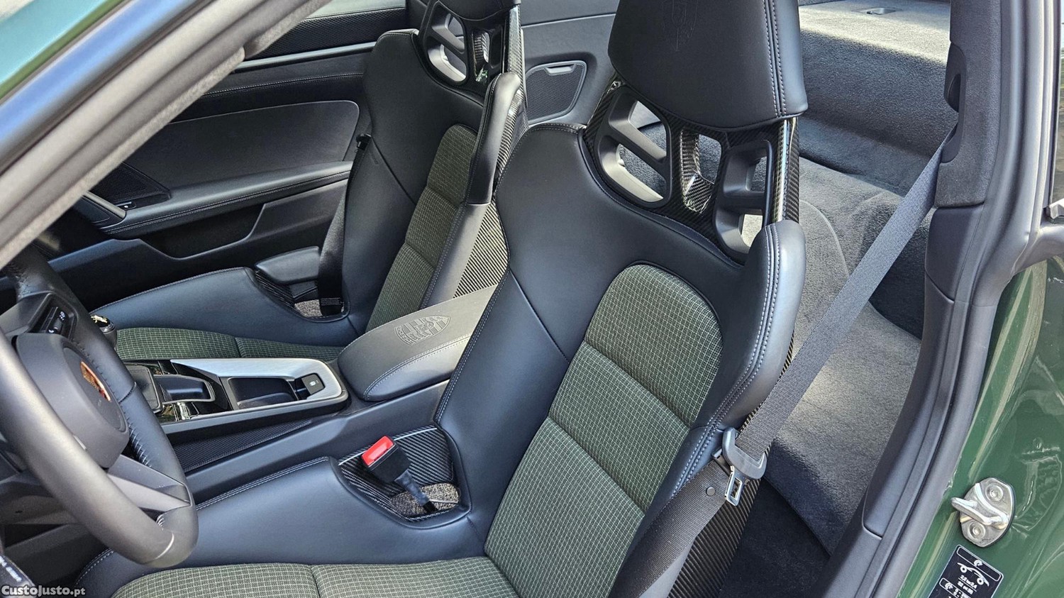Porsche 911 992.1 GT3 Touring — fotografia 3