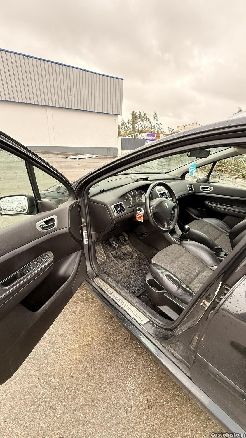 Peugeot 307 SW 1.6 HDI de 2005 — fotografia 9