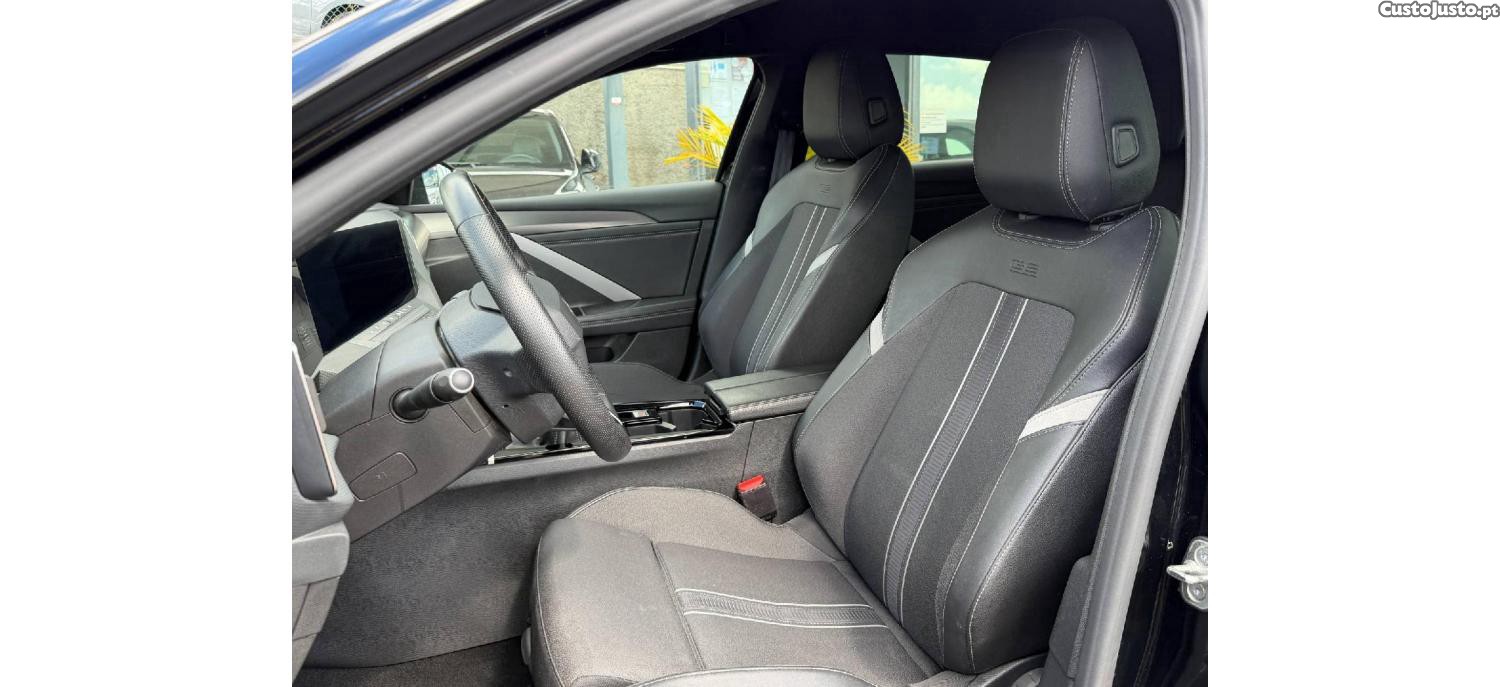 Opel Astra GS 1.2 T 130cv — fotografia 21